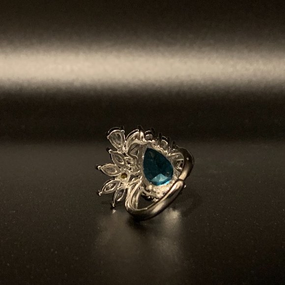 Adjustable Ring Cubic zirconia - Picture 3 of 4